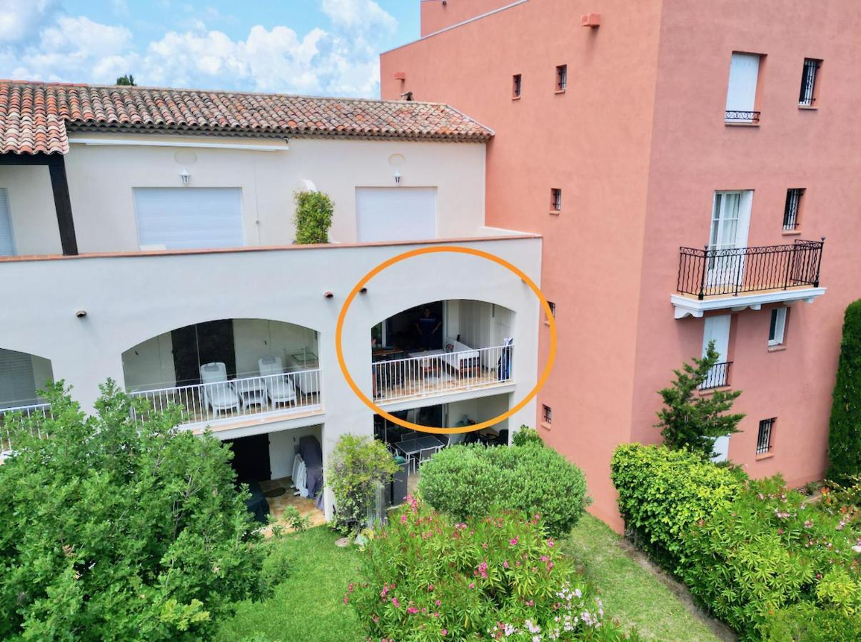 Studio Apartment - Domaine Du Golf Resort Roquebrune-sur-Argens Exterior foto